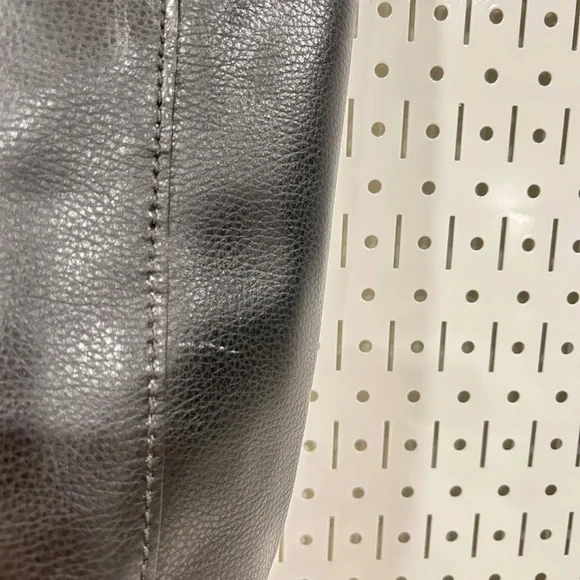 Coach Derby Tote - Black Pebble Leather - Hudson Yards Limited Edition - Picture 5 of 10